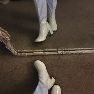 Costume white gogo boots